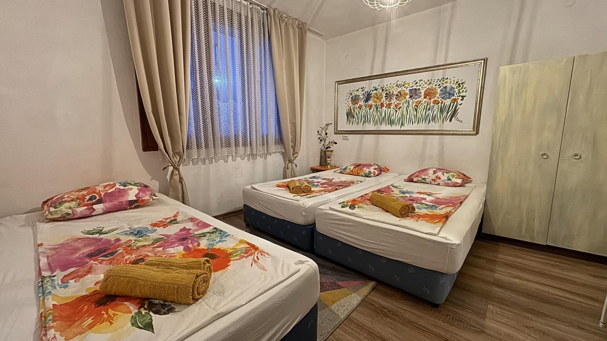 Guest House Hei Taka 索佐波尔 外观 照片