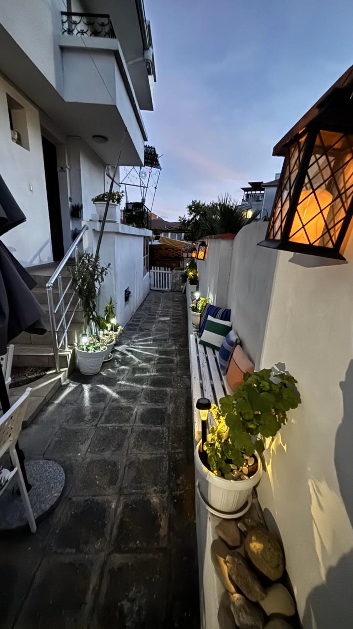 Guest House Hei Taka 索佐波尔 外观 照片